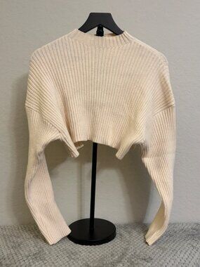 ZARA Ribbed Cropped Sweater